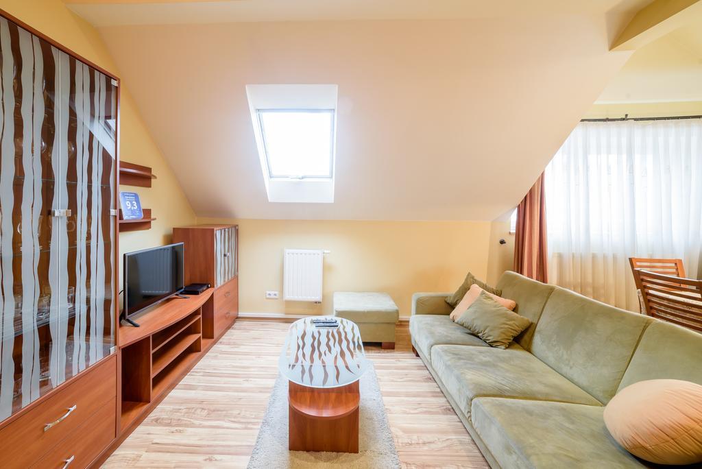 Park Apartment Kraków Eksteriør billede